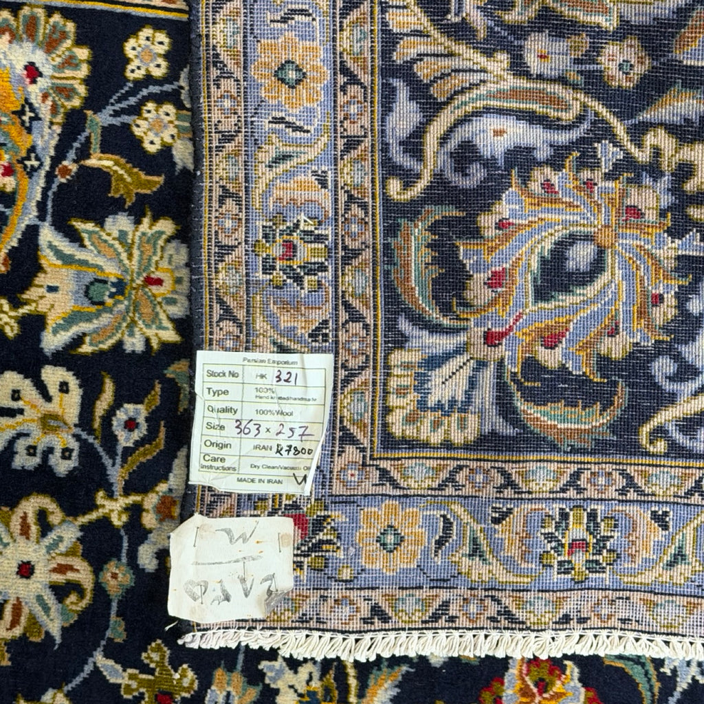 Hand Knotted Bloomy Persian Kashan